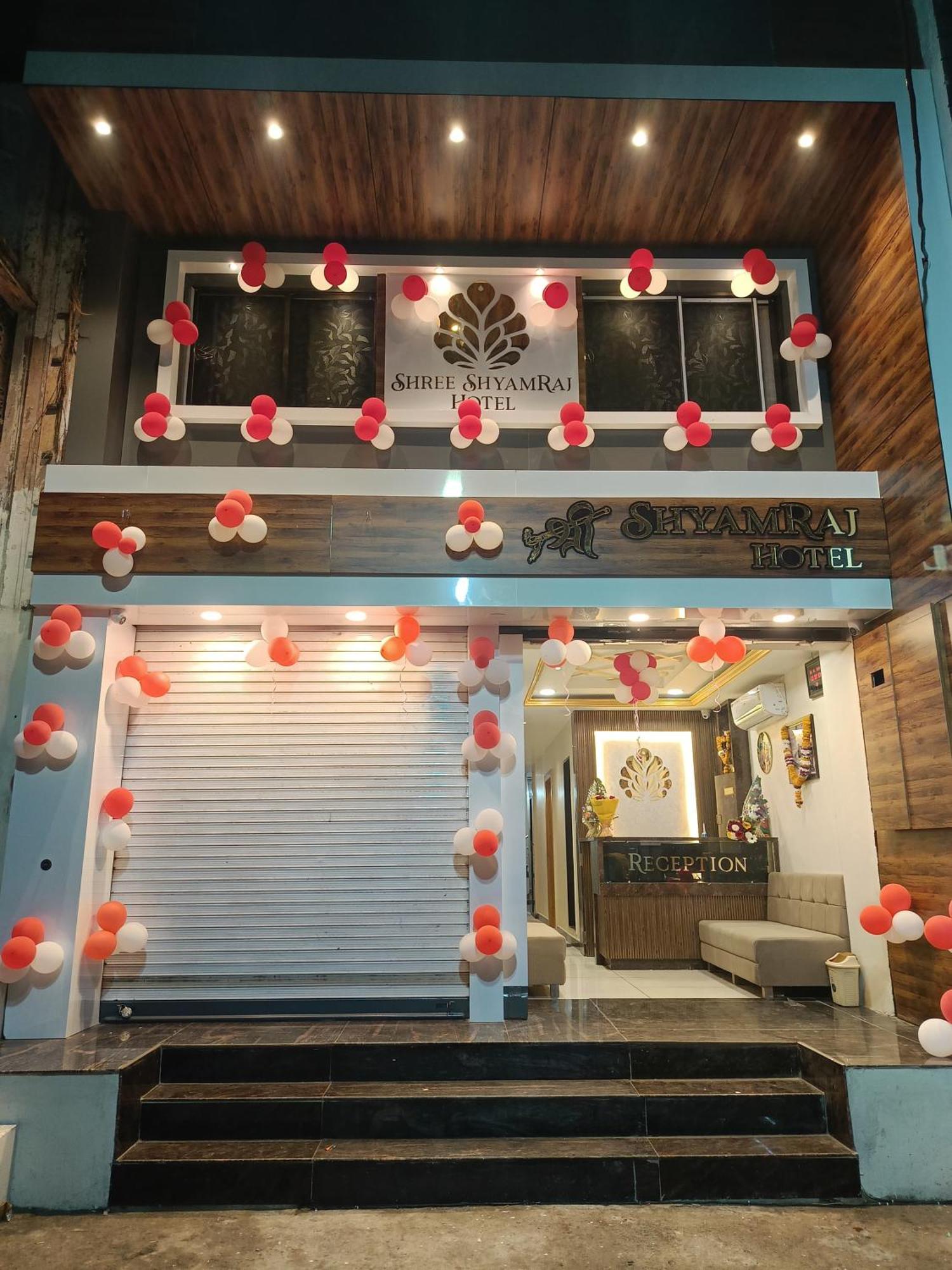 Shree Shyamraj Hotel Ujjain Bagian luar foto