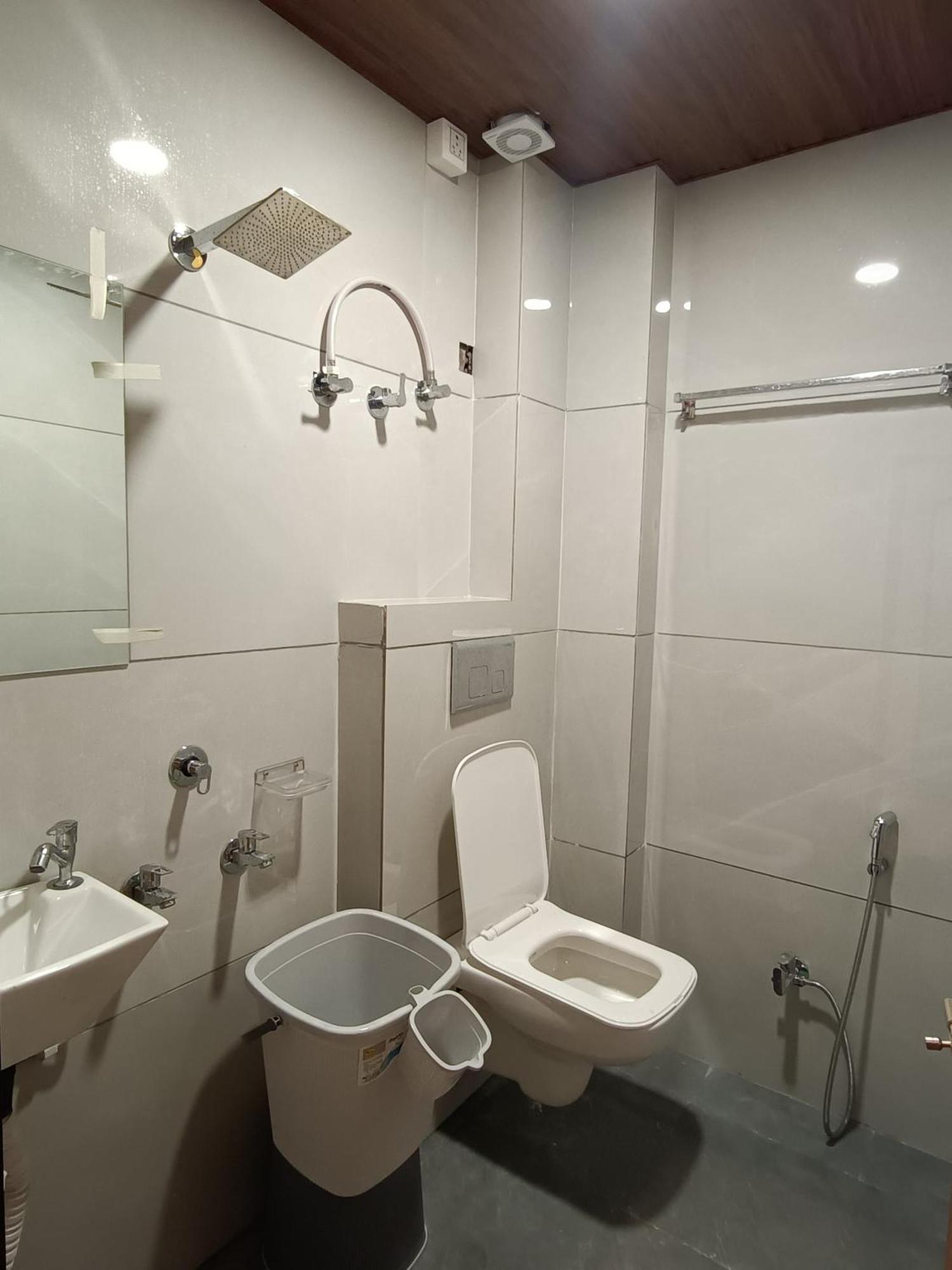 Shree Shyamraj Hotel Ujjain Bagian luar foto